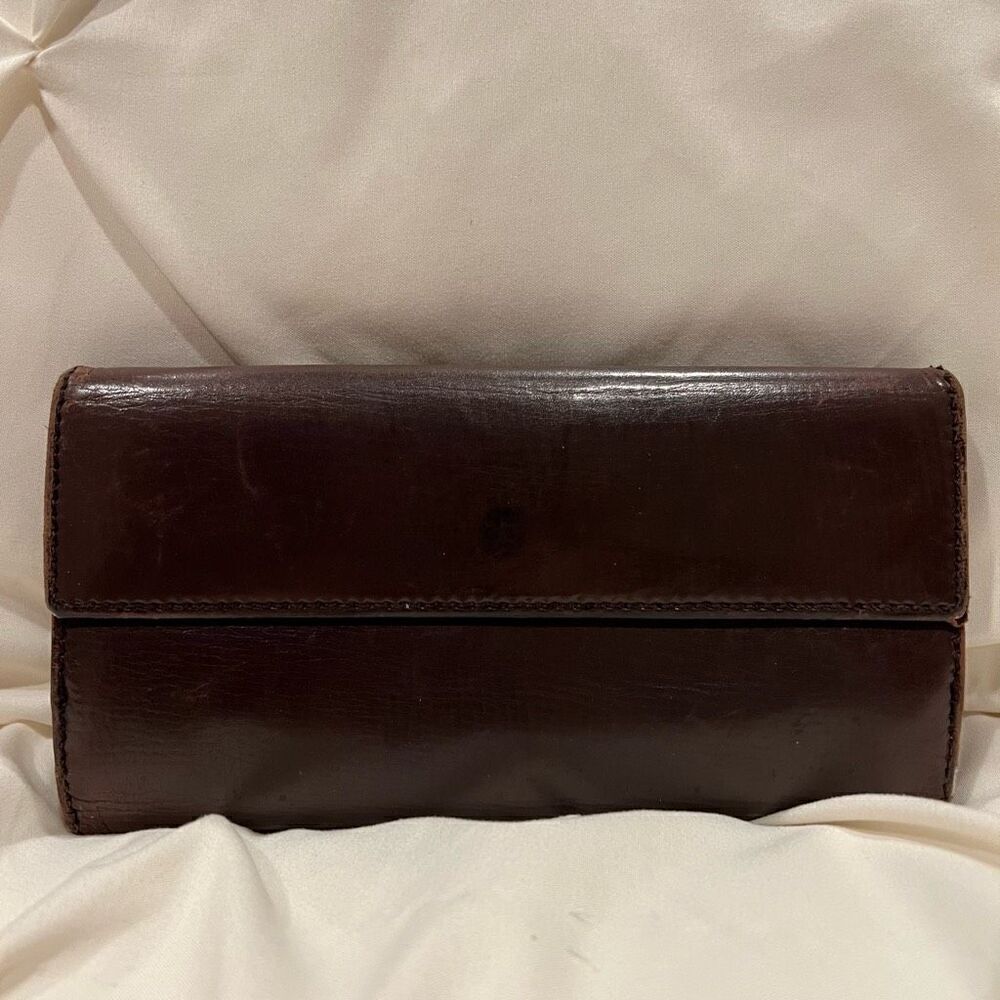 Vintage Gucci Smooth Leather Long Wallet Unique Clasp Made in Italy GG - Picture 3 of 16